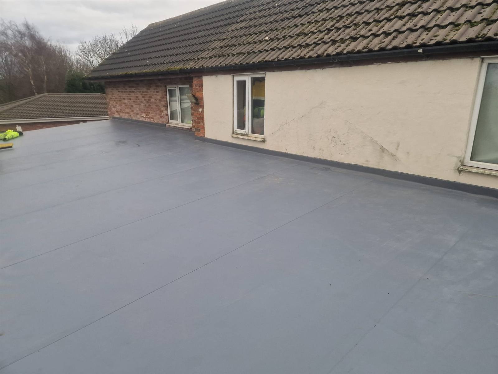 Fully-adhered Sika Sarnafil single-ply roof, Doncaster